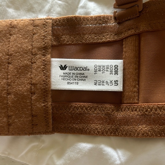 Wacoal .. strapless or regular Bra Size 38 DD $25 - Picture 3 of 5